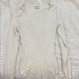 Abercrombie&Fitch Cream Ribbed Long Sleeve Bodysuit size medium